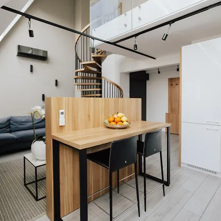 Odrzanska Old Town Aparthotel Wroclaw