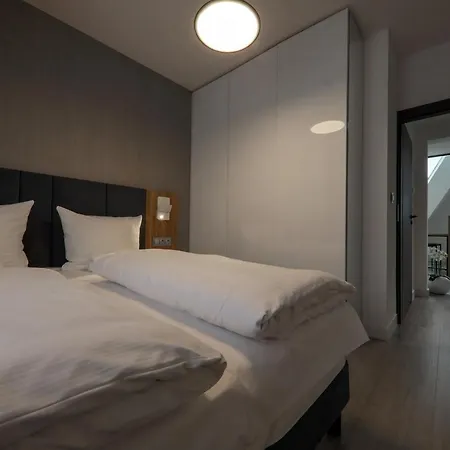 Odrzanska Old Town Aparthotel 4*