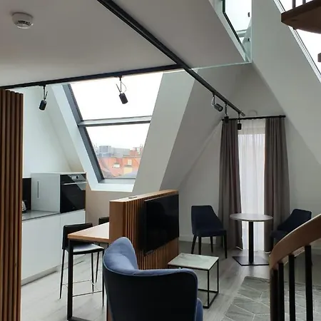 Odrzanska Old Town Aparthotel 4*