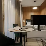 公寓式酒店 Odrzanska Old Town 4*