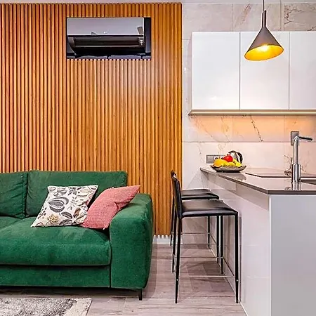 Apartahotel Odrzanska Old Town
