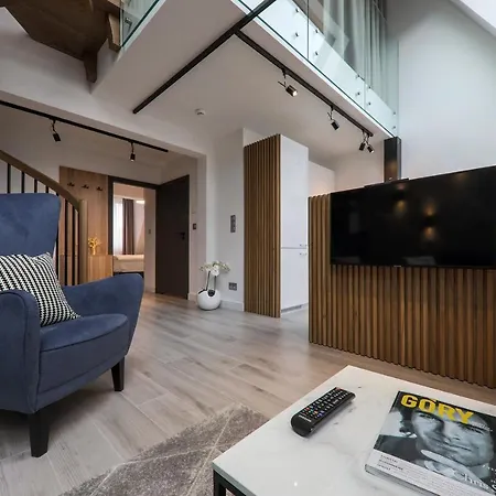 Odrzanska Old Town Aparthotel